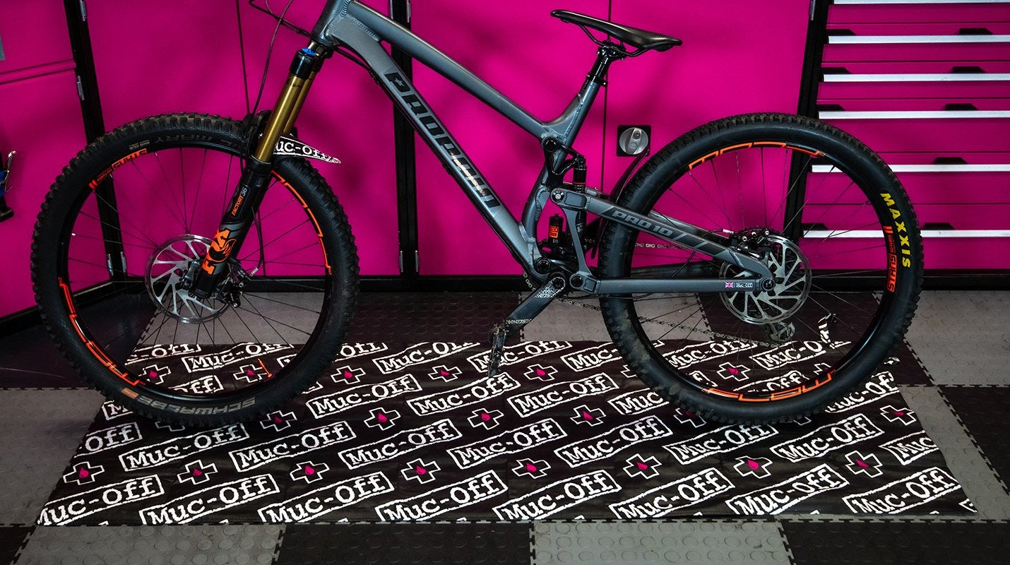 Alfombra de trabajo bike mat Muc-Off 700x2090mm