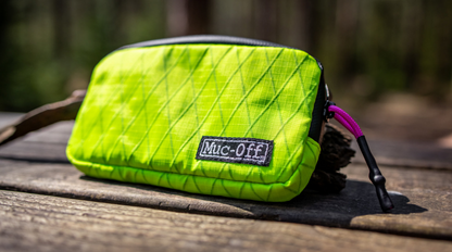 ESTUCHE IMPERMEABLE FLUOR MUC-OFF (20454)